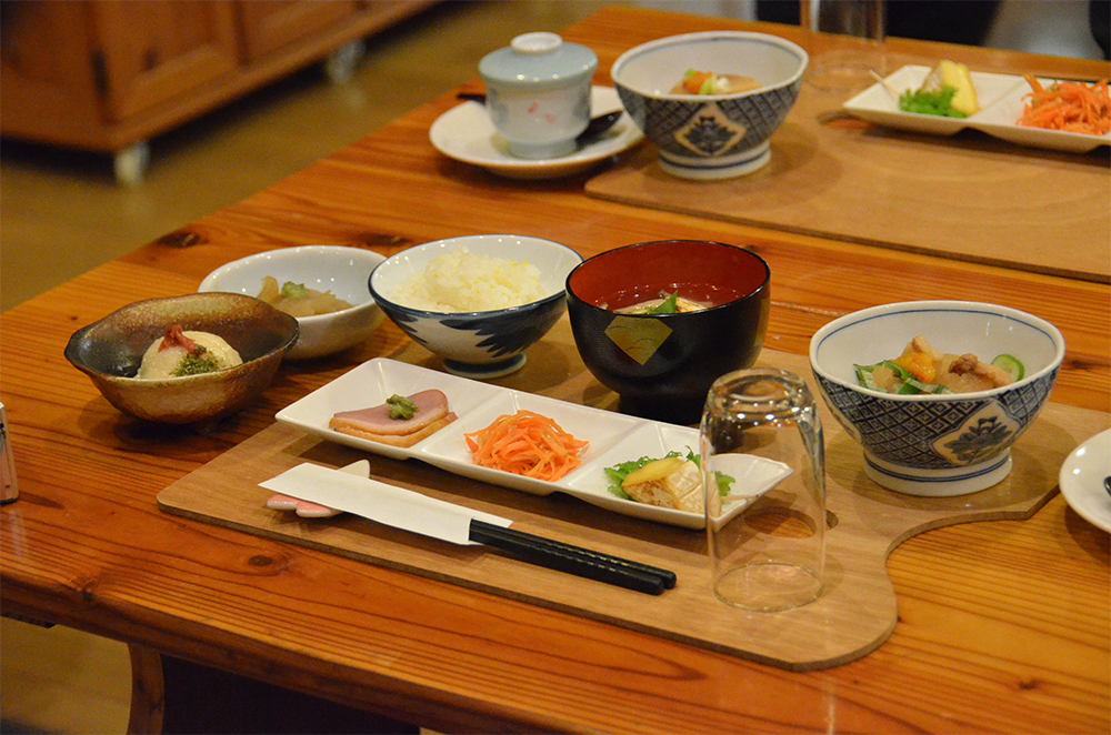 林りん館の食事